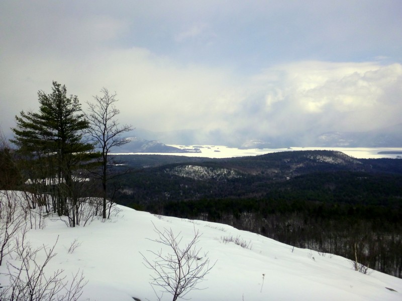 Winter Hiking On Cat & Thomas Mountains