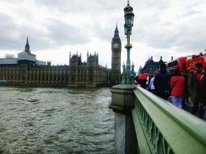 2017-05-10 02.18.56 2